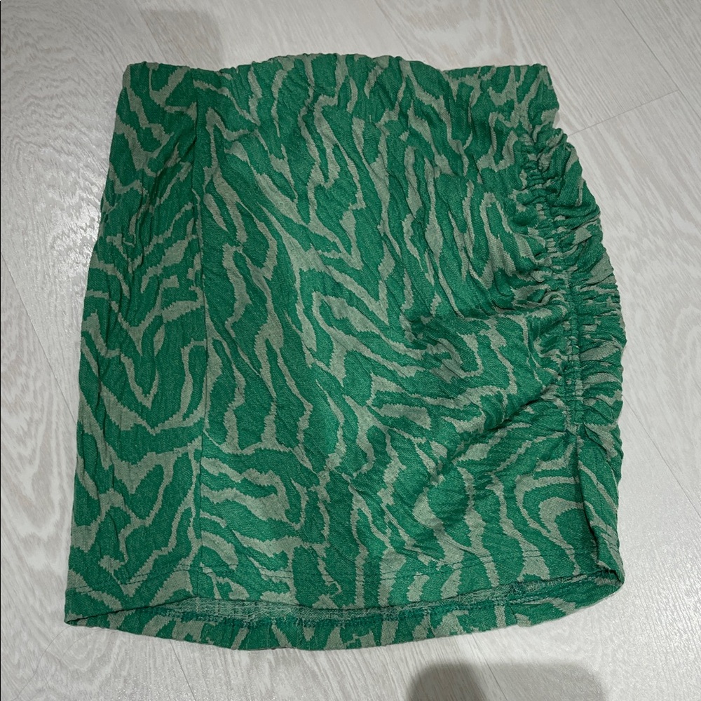 Zara Green Animal Print Mini Skirt